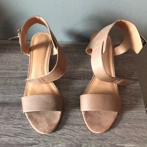 Nine West Sandal